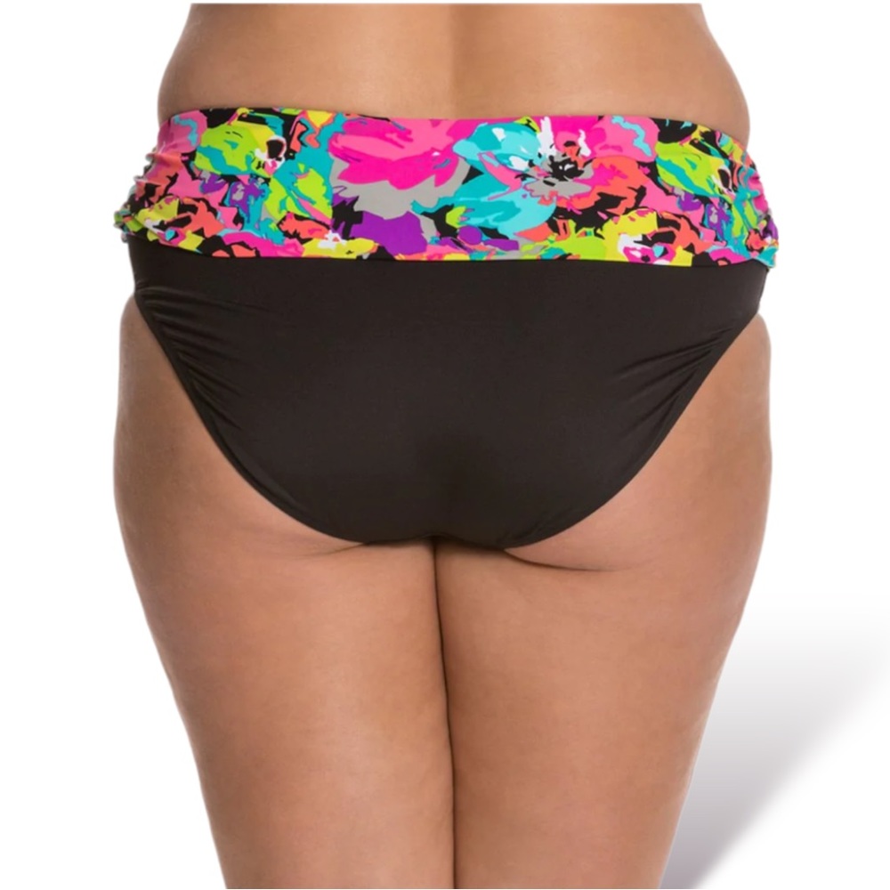 Kenneth Cole Reaction “In Full Bloom” Side Shirred Fold-Over Bikini Bottoms - Picture 3 of 11